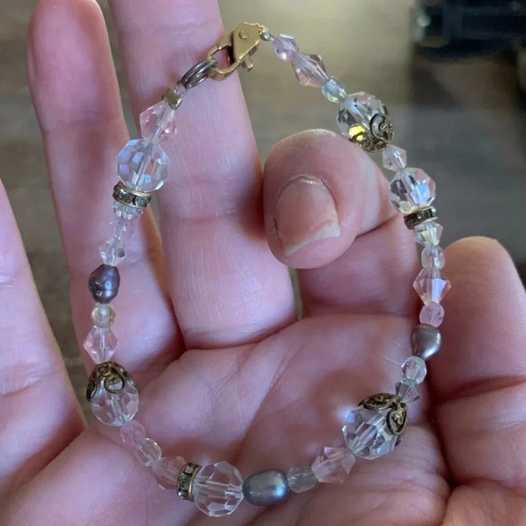 Handmade beaded Bracelet - Picture 2 of 3